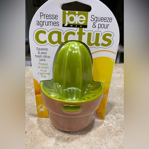 Joie Kitchen Juice Press Looks Like Cactus Poshmark